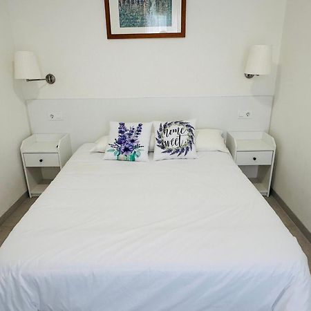 Apartamentos Turisticos Victoria Альмуньекар Экстерьер фото