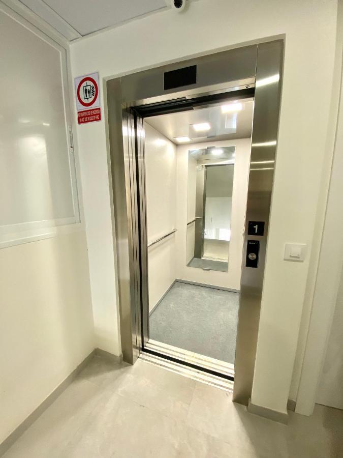 Apartamentos Turisticos Victoria Альмуньекар Экстерьер фото